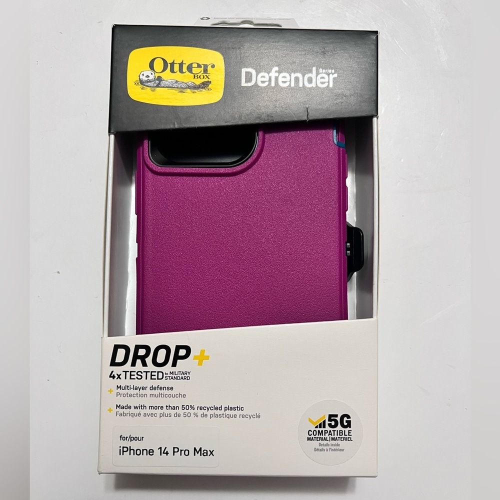 COPY - Otter Box Defender cellphone case for IPhone 14 Pro Max
